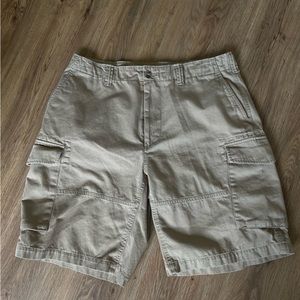 Polo cargo shorts, size 33, kahki